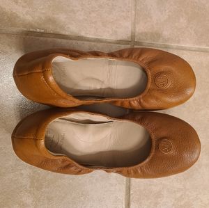 April Parker Brown Flats